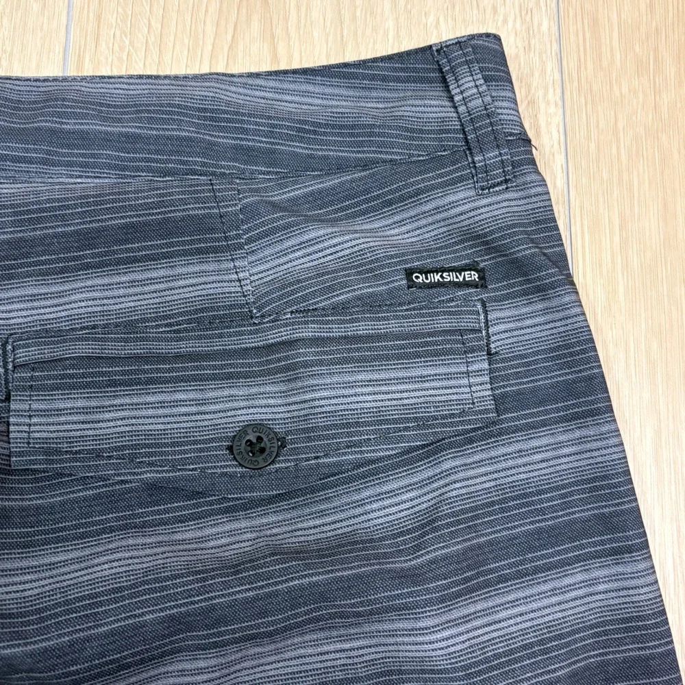 Quiksilver Y2K Amphibian Hybrid Board Shorts 34 Grey Striped Swim Walk Shorts